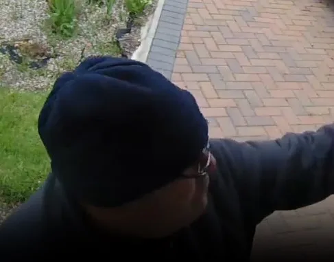 Police have released CCTV images of a man they would like to speak to in connection with a fraud of a 92-year-old woman. 