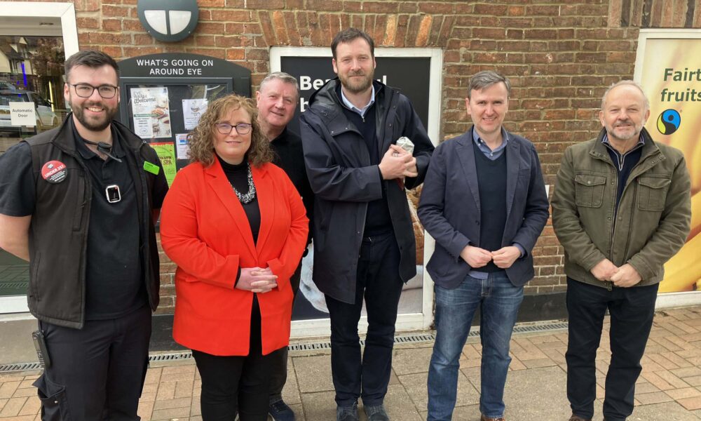 Alongside Cllr Anna Smith, Labour’s candidate to be Cambridgeshire Police and Crime Commissioner, Andrew Pakes, Labour’s Parliamentary candidate for Peterborough, has been leading a campaign for tougher enforcement action against retail crimes and greater protection for shopworkers. Here meeting shop workers in Eye.